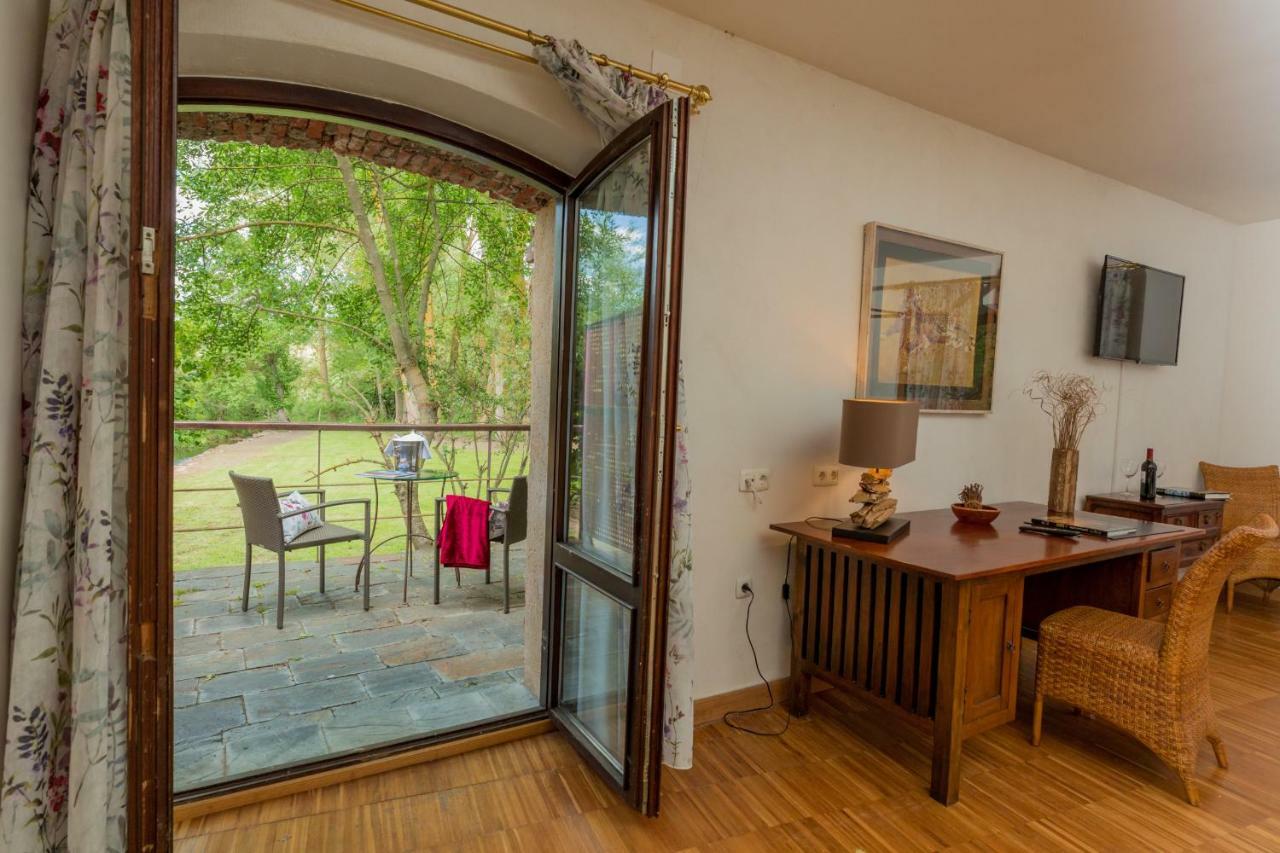 Salinas De Pisuerga Hotel El Molino De Salinas מראה חיצוני תמונה